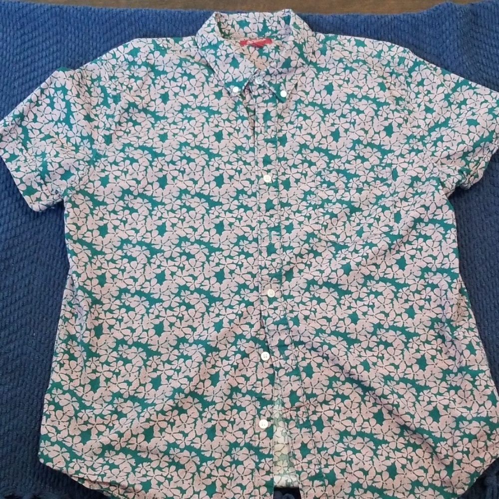 Men's shirt